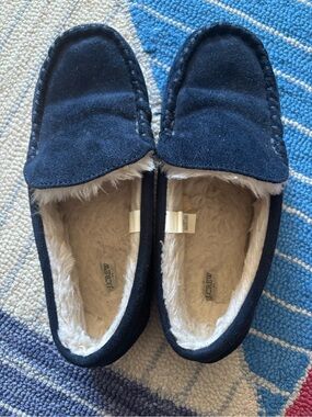 J. Crew navy suede moccasin with cream fleece lining